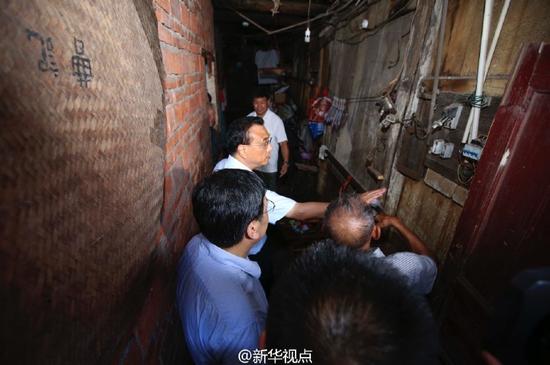 李克強(qiáng)探訪贛州棚戶區(qū)：讓棚戶居民盡早搬入新居