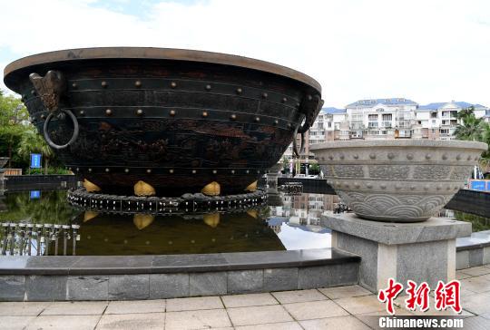 巨型銅雕擂缽成為將樂一景?！埍蟆z