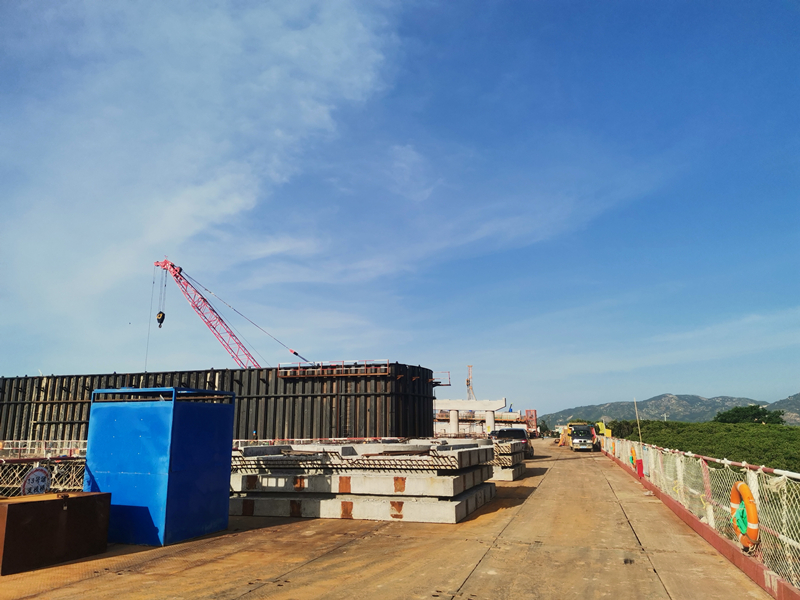 福建榮海建設(shè)工程有限公司錦江大道CD段項(xiàng)目.jpg