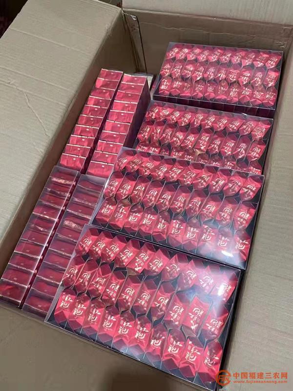 已包裝好的茶葉成品 (1).jpg