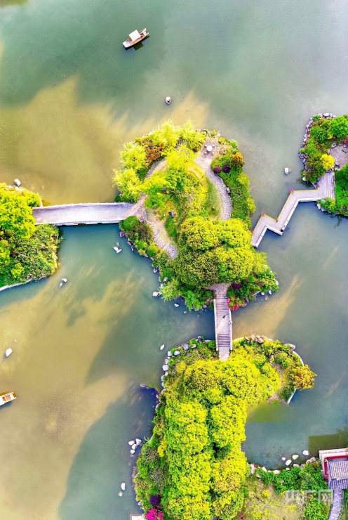福州：生態(tài)公園春景美