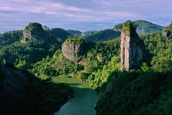 “雙遺產(chǎn)”名山在中國(guó)——武夷山