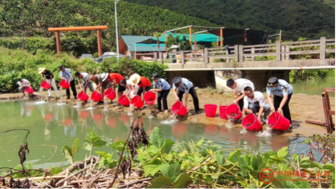 稿3：漳州平和：無證養(yǎng)殖違法 增殖放流補償151.png