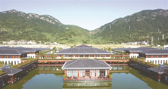 青拓園區(qū)內(nèi)一景。鄭祖輝攝.jpg