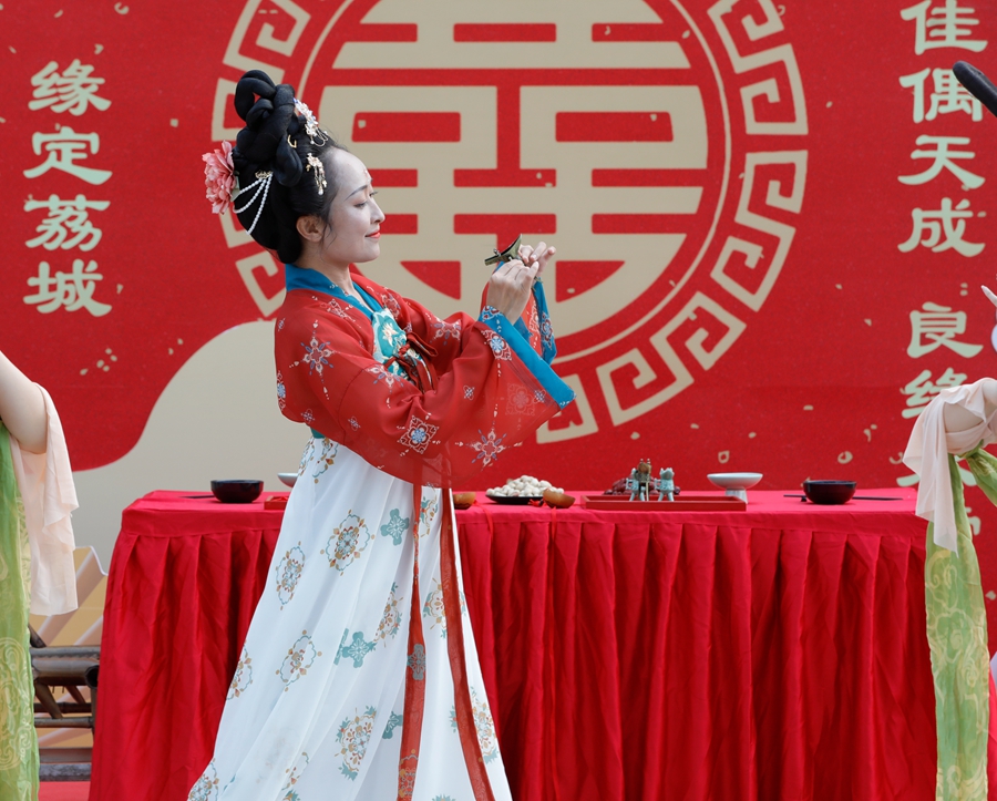 國風婚禮表演。姚文峰攝